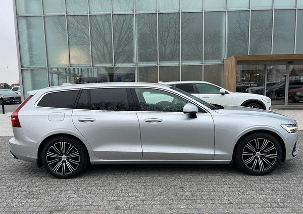 Volvo V60 cena 155000 przebieg: 101000, rok produkcji 2020 z Lublin małe 79